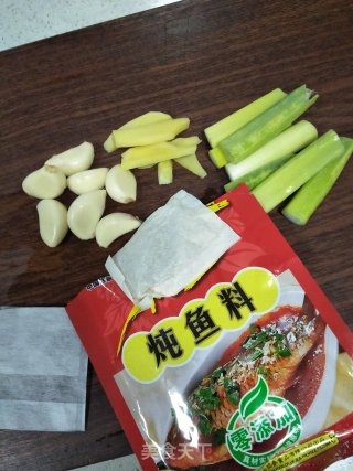 年夜菜一番茄鲈鱼的做法步骤：5