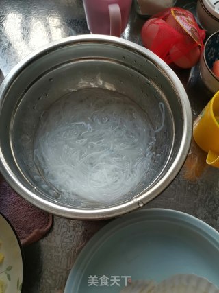 蒜蓉粉丝蒸扇贝的做法步骤：5