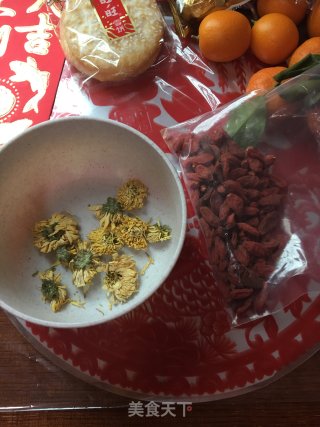 冰糖菊花枸杞茶的做法步骤：1