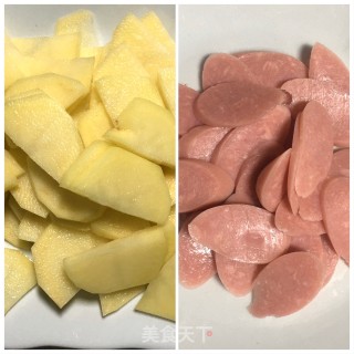 孜然薯片的做法步骤：1