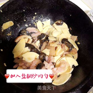 烧三鲜的做法步骤：7