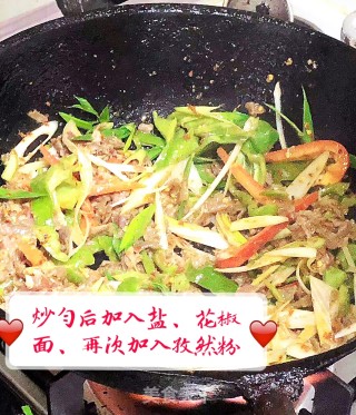 孜然炒牛（羊）肉的做法步骤：6