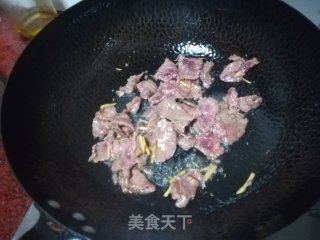 #红色吉祥菜#番茄炒牛肉的做法步骤：7