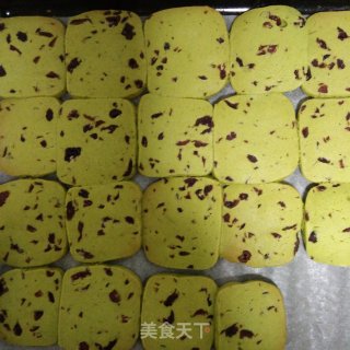 抹茶蔓越莓饼干的做法步骤：16