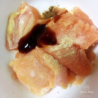 黄金鸡块的做法步骤：4