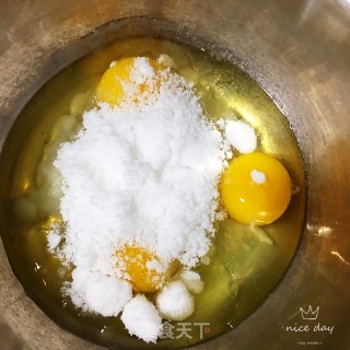 蜂蜜脆皮纸杯蛋糕的做法步骤：1