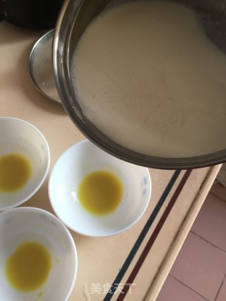 姜撞奶的做法步骤：8