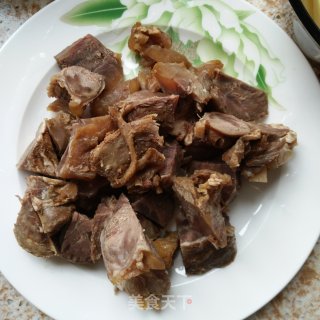 牛肉炖土豆胡萝卜的做法步骤：3