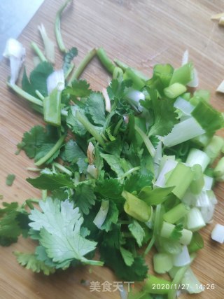 鱼丸汤的做法步骤：2