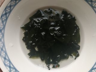 油馍头泡咸汤的做法步骤：3