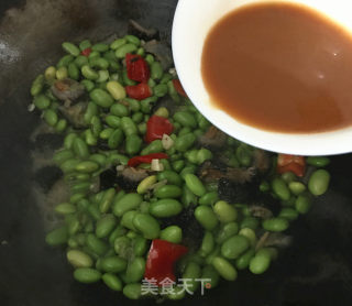 红极参烩毛豆的做法步骤：9