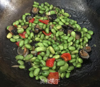 红极参烩毛豆的做法步骤：10