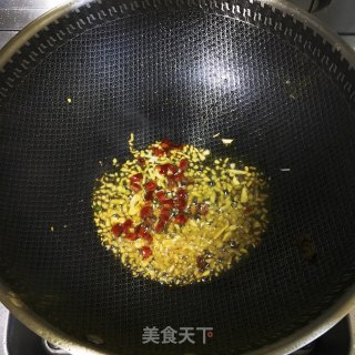 豆瓣酱烧鱼的做法步骤：4