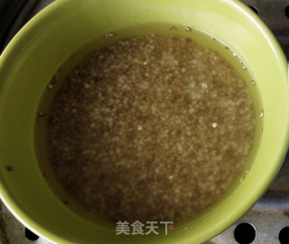 藜麦水果酸奶沙拉的做法步骤：1
