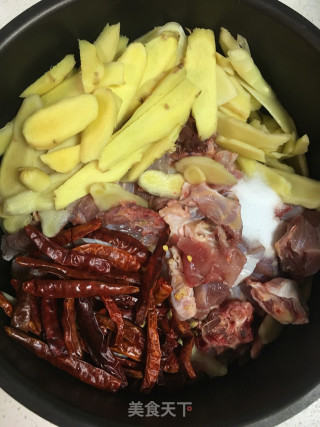 烧鸡公的做法步骤：2