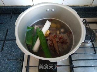 清煮牛腱子的做法步骤：6