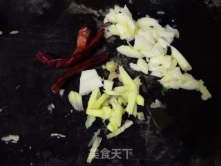 芹菜卤干的做法步骤：2