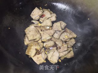 干炒卤牛肉的做法步骤：6