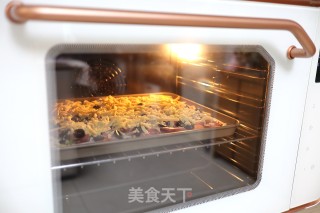 香肠披萨的做法步骤：10