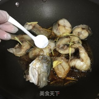 红烧马友鱼的做法步骤：5