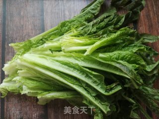 清炒莴笋叶的做法步骤：1
