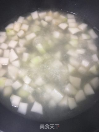 炸肉圆菜头汤的做法步骤：4