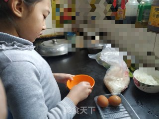 经典鸡蛋炒饭的做法步骤：1