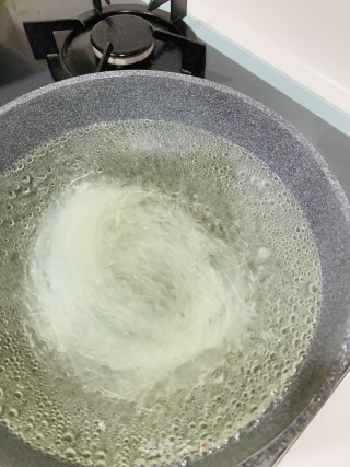 泡椒肉丝粉丝的做法步骤：5