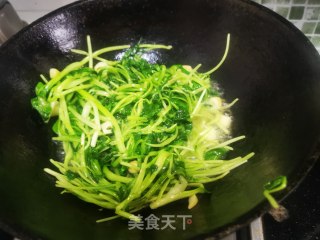 清炒鸡毛菜的做法步骤：4
