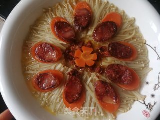 红红火火：金针菇蒸腊肠的做法步骤：16