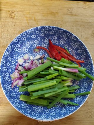 肉丝炒土豆粉的做法步骤：4