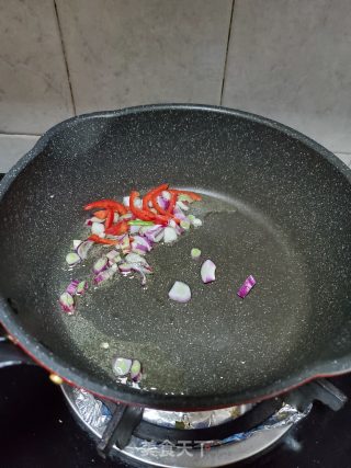 肉丝炒土豆粉的做法步骤：7