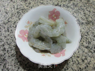 虾仁咸鸭蛋豆腐羹的做法步骤：5