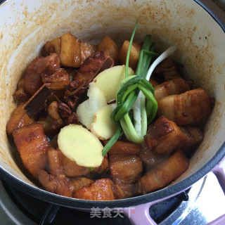 红酒醉五花肉的做法步骤：6