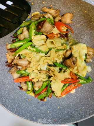 红薯粉青椒炒回锅肉的做法步骤：12