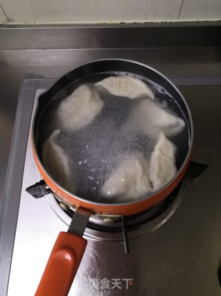 莲藕猪肉水饺的做法步骤：16