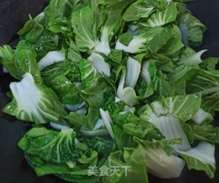 青菜烧油面筋的做法步骤：3