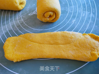 南瓜淡奶油吐司的做法步骤：11