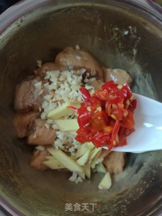 黑木耳蒸鸡中翅的做法步骤：9