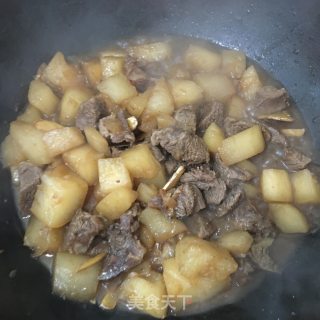 萝卜烧牛腩的做法步骤：8