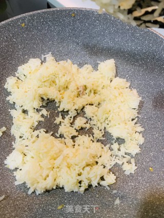 泡椒肉丝炒饭的做法步骤：9