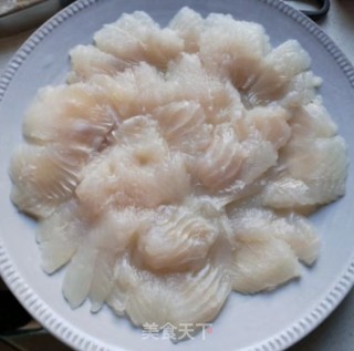 豆豉剁椒蒸龙利鱼的做法步骤：1