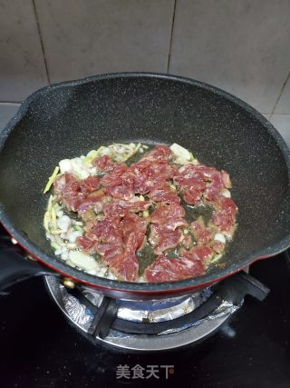 四季豆炒滑牛肉的做法步骤：6