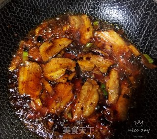 回锅肉炒圆白菜的做法步骤：7