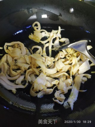 手撕面筋的做法步骤：3