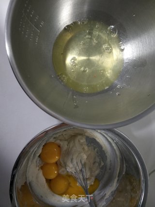 香葱肉松蛋糕的做法步骤：4