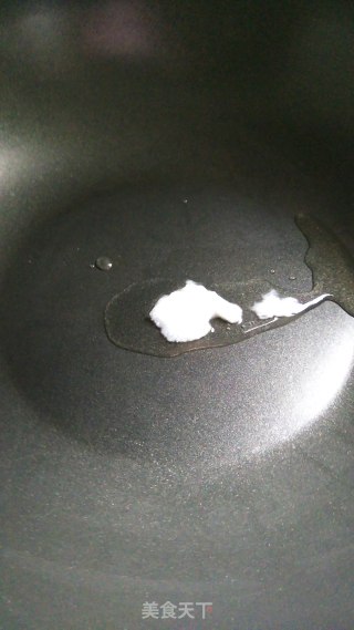 瘦肉炒苦瓜的做法步骤：2