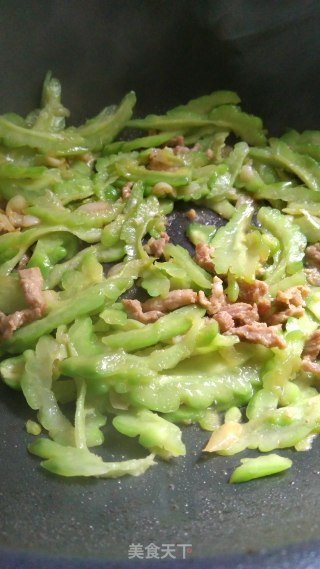 瘦肉炒苦瓜的做法步骤：6