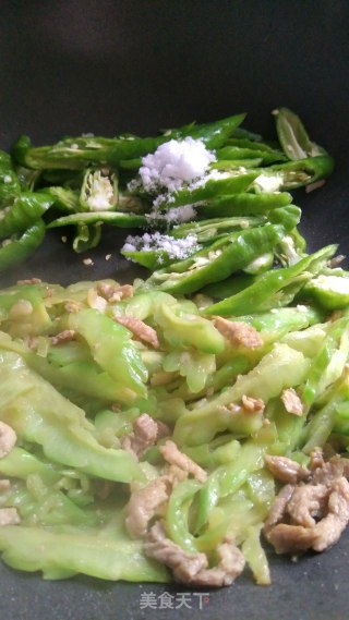 瘦肉炒苦瓜的做法步骤：7