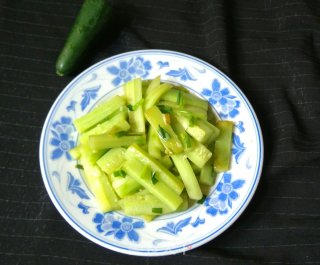 小葱炒黄瓜的做法步骤：7